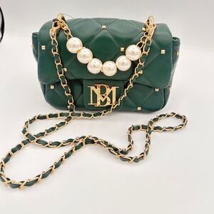 Authentic GREEN Brand New Badgley Mischka Crossbody Purse